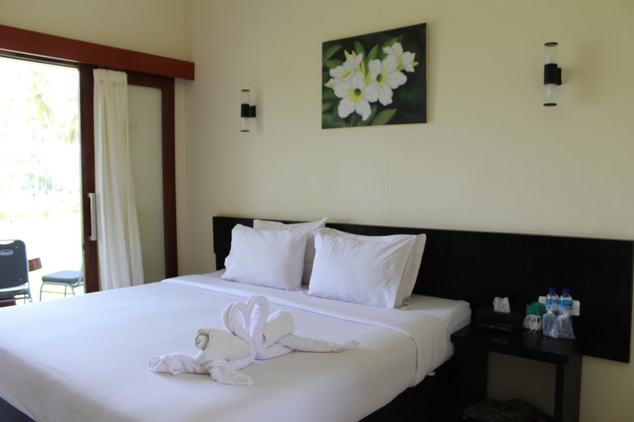 Gondang Beach Hotel Gili Trawangan Buitenkant foto