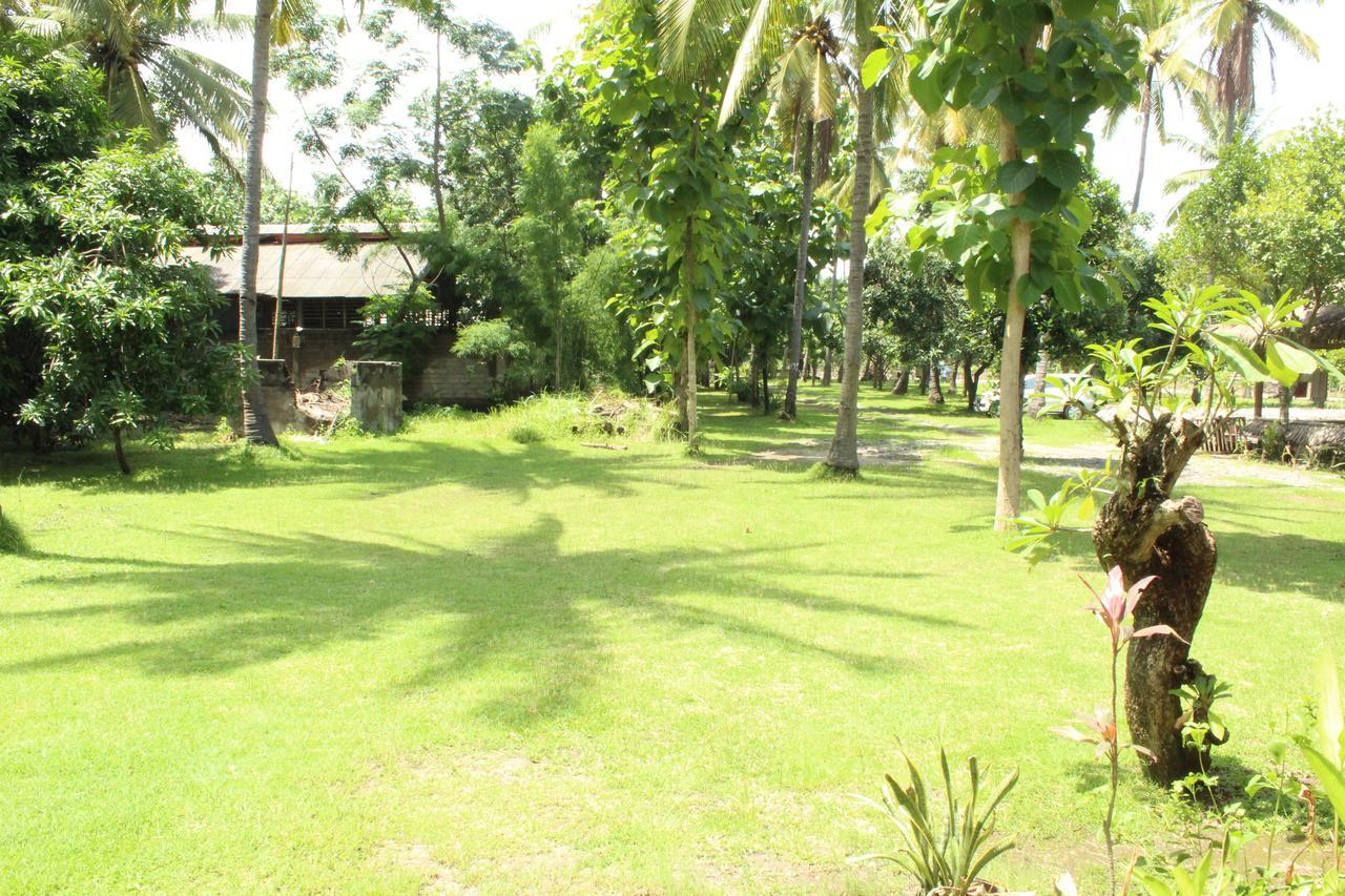 Gondang Beach Hotel Gili Trawangan Buitenkant foto
